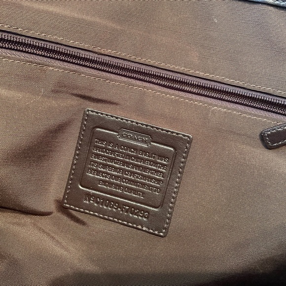 Coach messenger bag with cross body strap - Picture 4 of 5